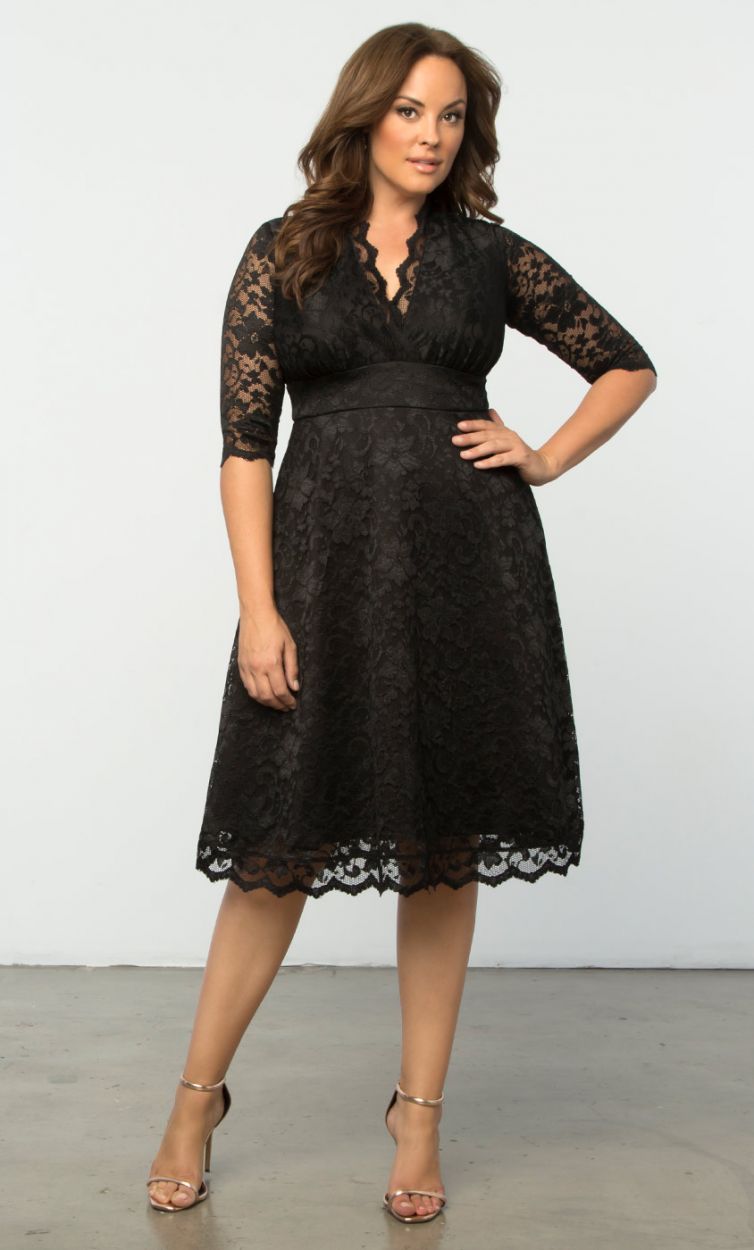 27 Plus Size Wedding Guest Dresses {with Sleeves} - Alexa Webb (550 x 912 Pixel)