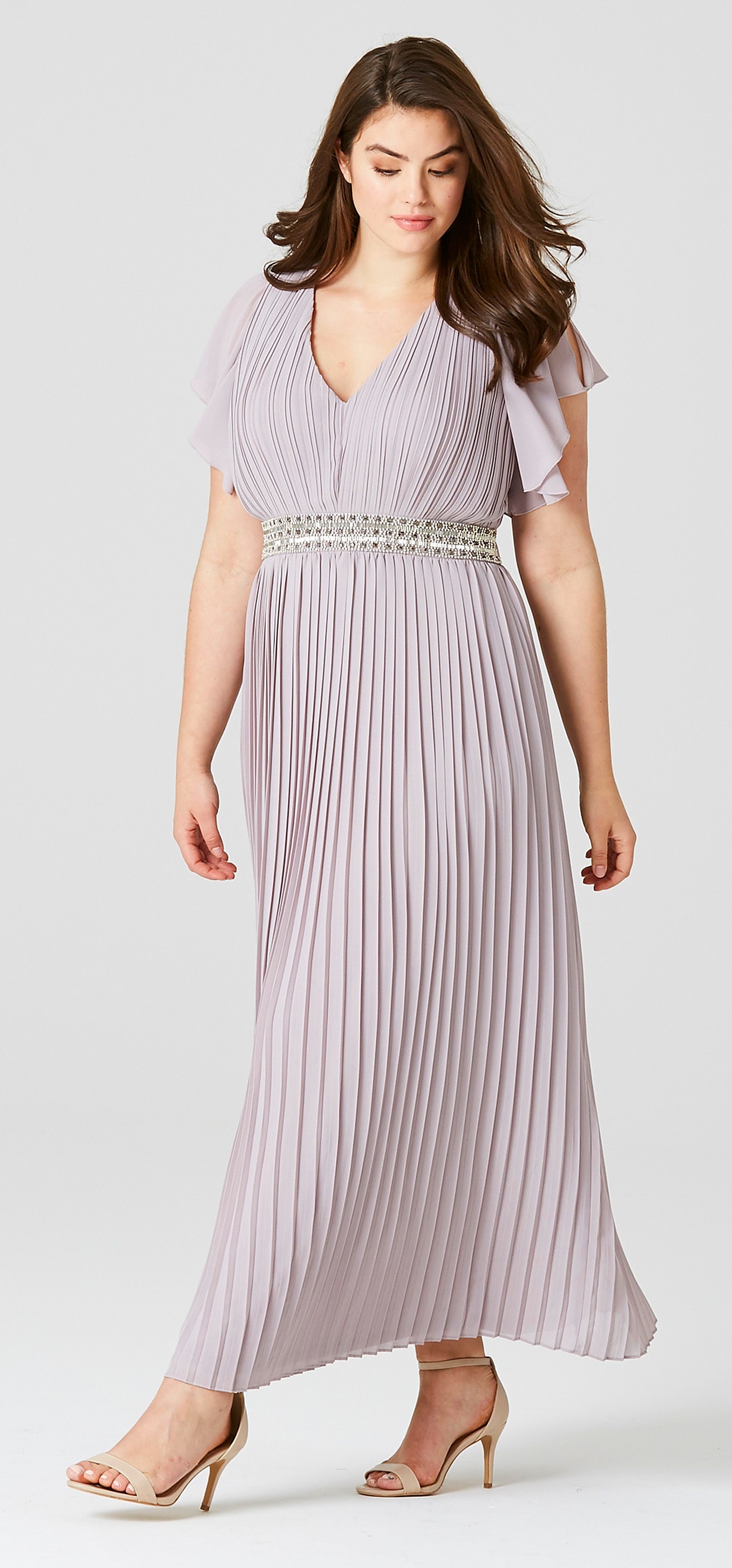 45 Plus Size Wedding Guest Dresses {with Sleeves} - Alexa Webb (550 x 1178 Pixel)