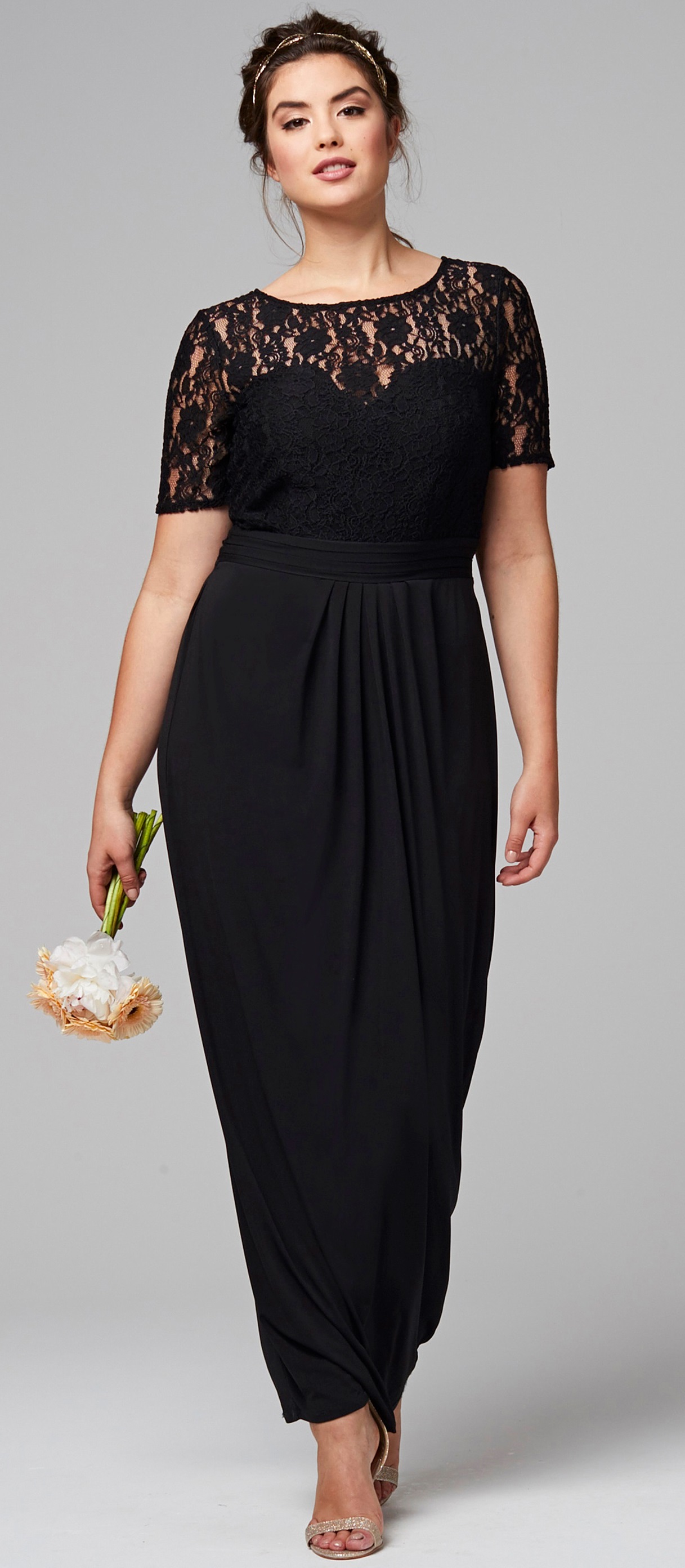 plussizeweddingguestdresssleevesalexawebb41715 Alexa Webb