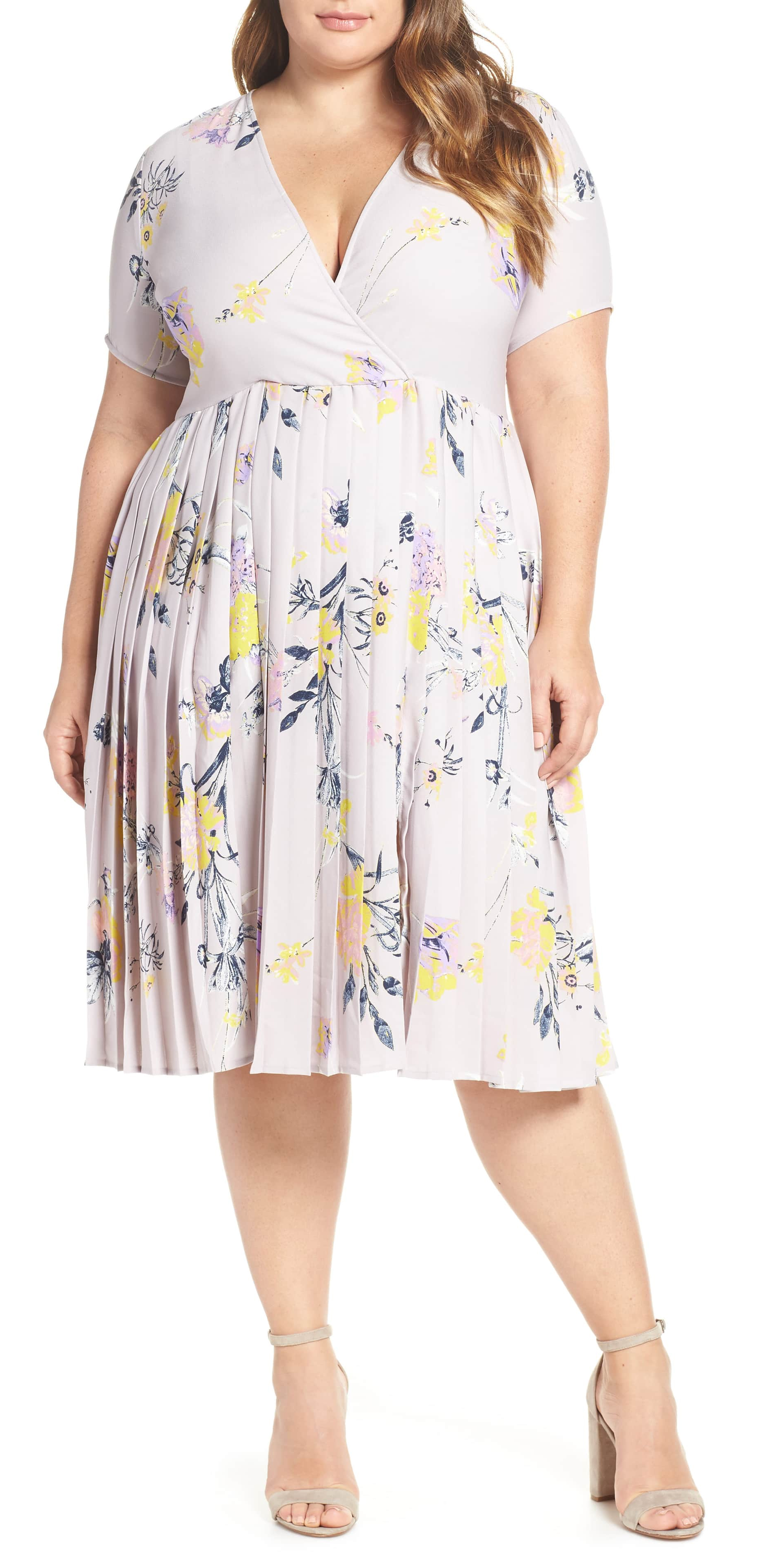 36 Plus Size Wedding Guest Dresses {with Sleeves} - Alexa Webb